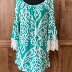 3/$30 Boutique Teal Emerald top with bell crochet sleeves Medium